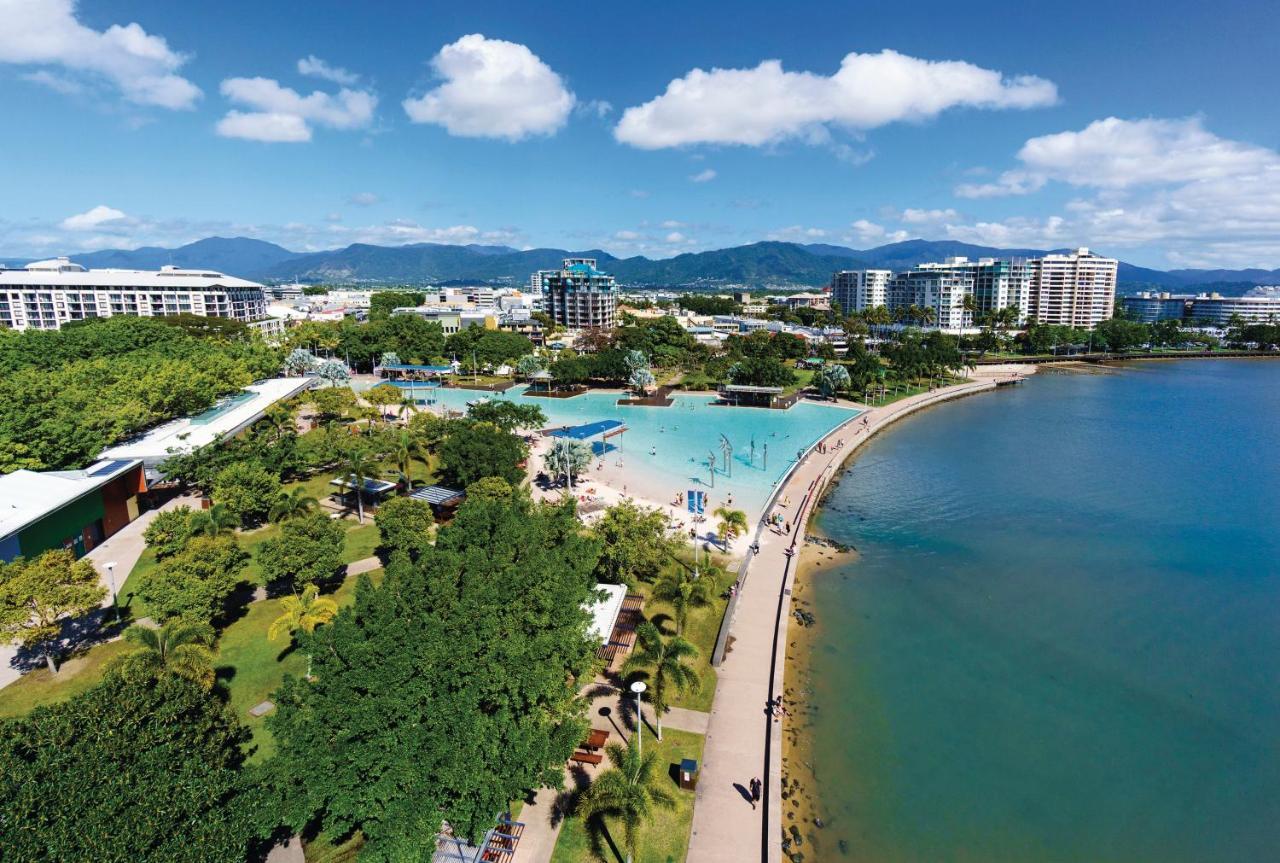 Hides Hotel Cairns Luaran gambar