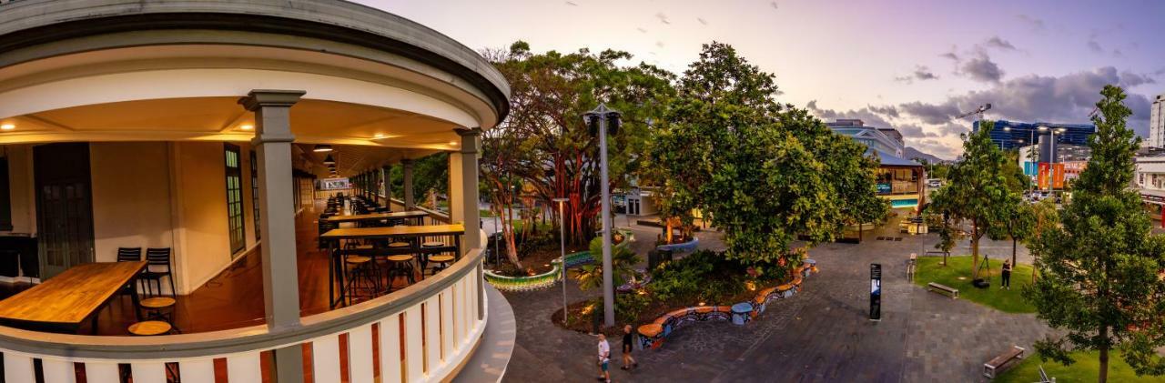 Hides Hotel Cairns Luaran gambar